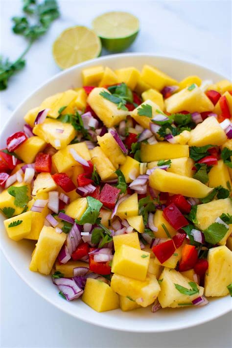 How many protein are in whitefish with mango pineapple salsa - calories, carbs, nutrition