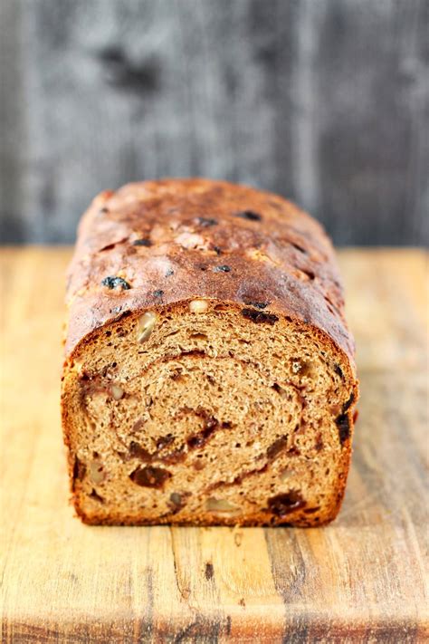 How many protein are in whole wheat cinnamon raisin bread - calories, carbs, nutrition