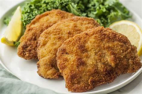 How many protein are in wiener schnitzel - calories, carbs, nutrition