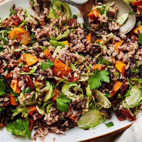 How many protein are in wild rice pilaf with roasted pumpkin seeds - calories, carbs, nutrition