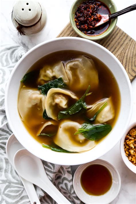 How many protein are in wonton soup - calories, carbs, nutrition