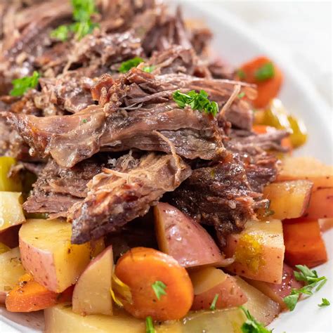 How many protein are in yankee pot roast - calories, carbs, nutrition