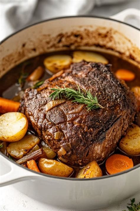 How many protein are in yankee pot roast, braised - calories, carbs, nutrition