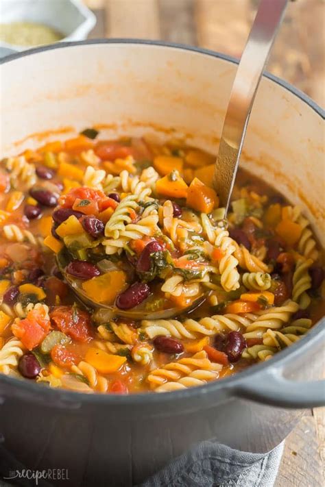 How many protein are in your health your way minestrone soup 16 oz - calories, carbs, nutrition