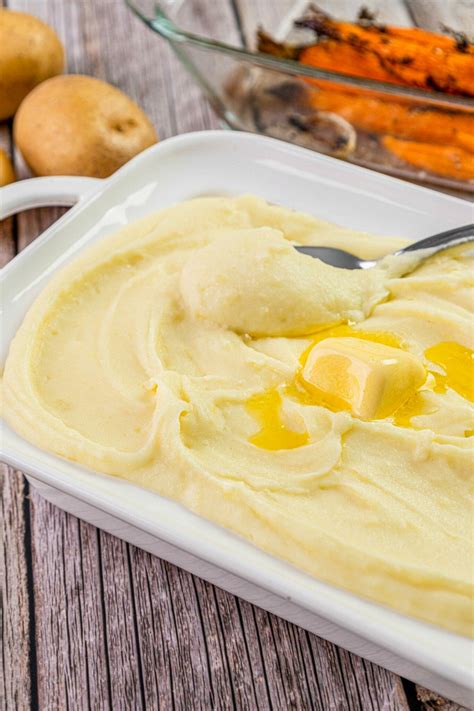 How many protein are in yukon gold mashed potatoes - calories, carbs, nutrition