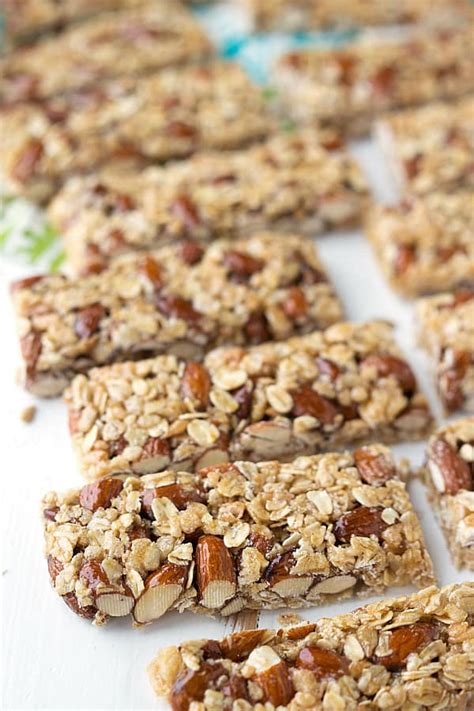 How many sugar are in almond granola bar - calories, carbs, nutrition