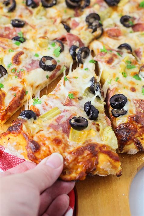 How many sugar are in antipasto pizza - calories, carbs, nutrition