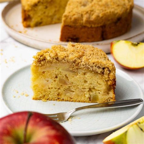 How many sugar are in apple crumb cake - calories, carbs, nutrition