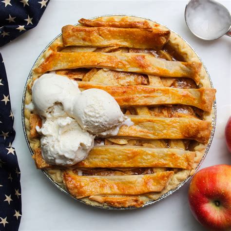 How many sugar are in apple pie cheddar melt - calories, carbs, nutrition