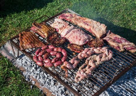 How many sugar are in argentina bbq beef - calories, carbs, nutrition