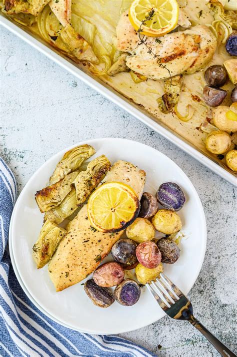 How many sugar are in artichoke and chicken, with steamed red potatoes - calories, carbs, nutrition