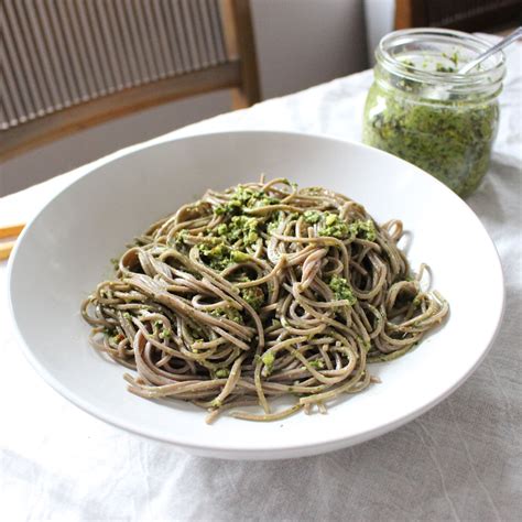 How many sugar are in asian pesto sauce - calories, carbs, nutrition