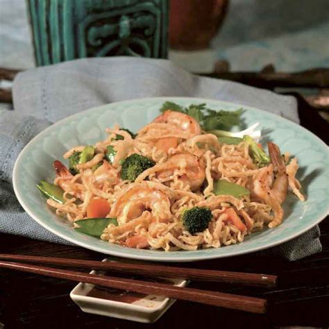 How many sugar are in asian shrimp noodle salad - calories, carbs, nutrition