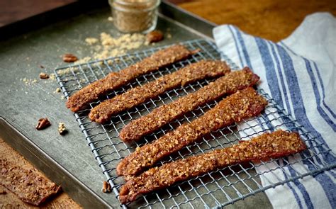 How many sugar are in bacon 22/26 praline 2 tbsp - calories, carbs, nutrition