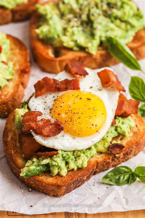 How many sugar are in bacon jam avocado toast with egg - calories, carbs, nutrition