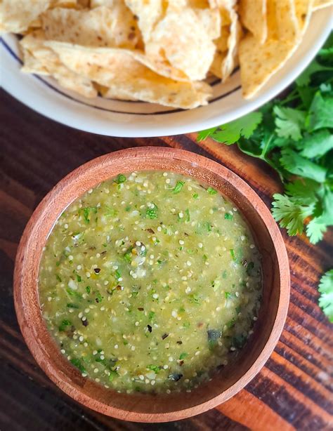 How many sugar are in baja salsa verde - calories, carbs, nutrition