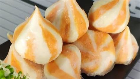 How many sugar are in baked cheese dumpling - calories, carbs, nutrition