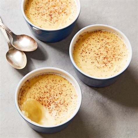 How many sugar are in baked egg custard - calories, carbs, nutrition