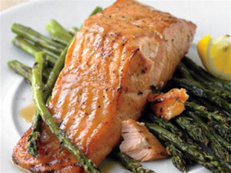 How many sugar are in baked salmon with asparagus - calories, carbs, nutrition