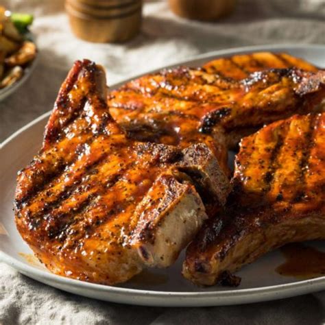 How many sugar are in balsamic pork chop - calories, carbs, nutrition