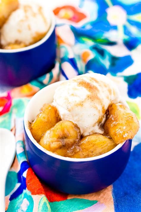 How many sugar are in bananas foster rollup - calories, carbs, nutrition