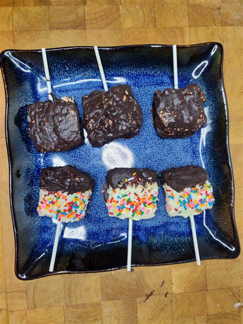 How many sugar are in bar, chocolate dipped rice krispy - calories, carbs, nutrition