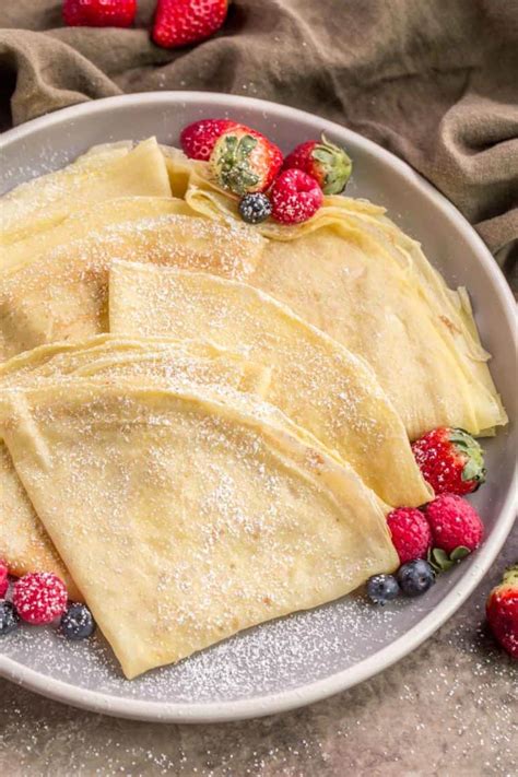 How many sugar are in basic crepe - calories, carbs, nutrition