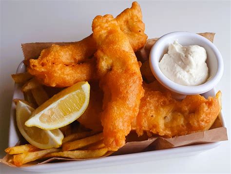 How many sugar are in battered fish - calories, carbs, nutrition