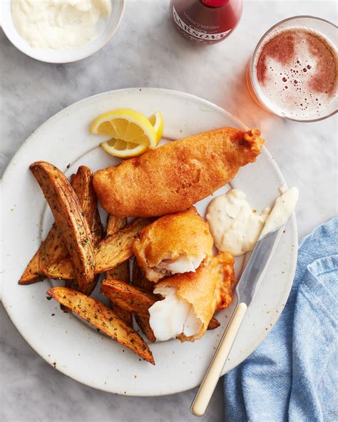 How many sugar are in battered fried fish - calories, carbs, nutrition