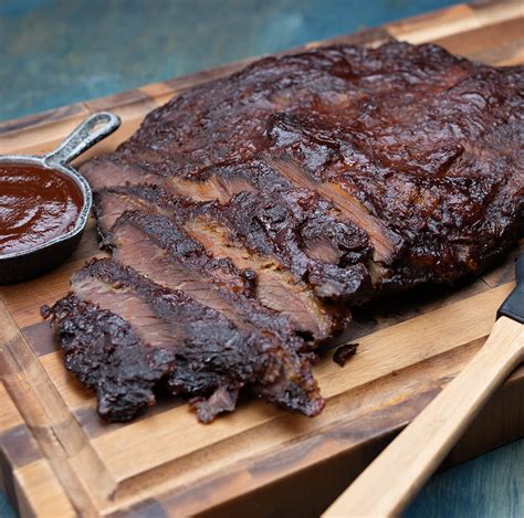 How many sugar are in bbq beef brisket - retail - calories, carbs, nutrition