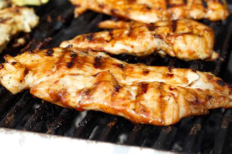 How many sugar are in bbq grilled chicken snacker - calories, carbs, nutrition