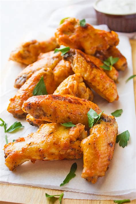 How many sugar are in bbq-style chicken wings - calories, carbs, nutrition