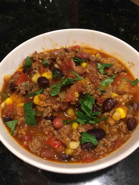 How many sugar are in beef bean chili (4837.0) - calories, carbs, nutrition