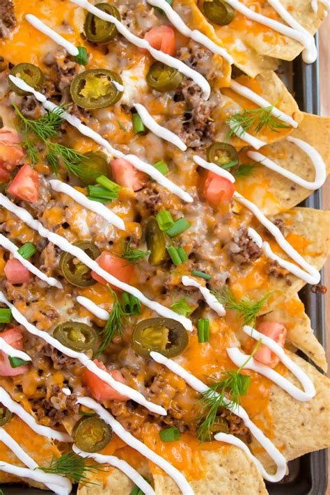 How many sugar are in beef nachos - calories, carbs, nutrition