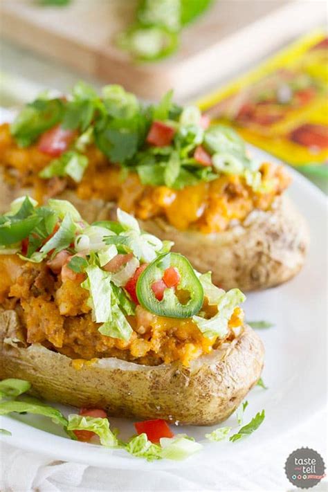 How many sugar are in beef taco baked stuffed potato - calories, carbs, nutrition