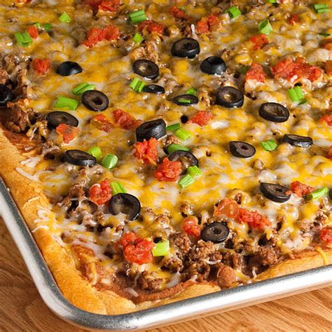 How many sugar are in beef taco pizza (34238.576) - calories, carbs, nutrition