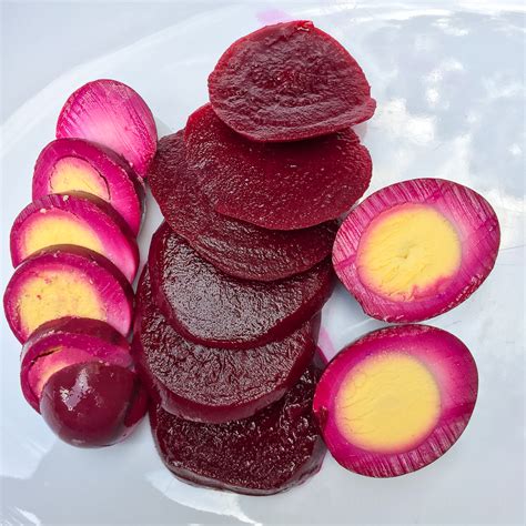 How many sugar are in beets red roasted sliced 1/4