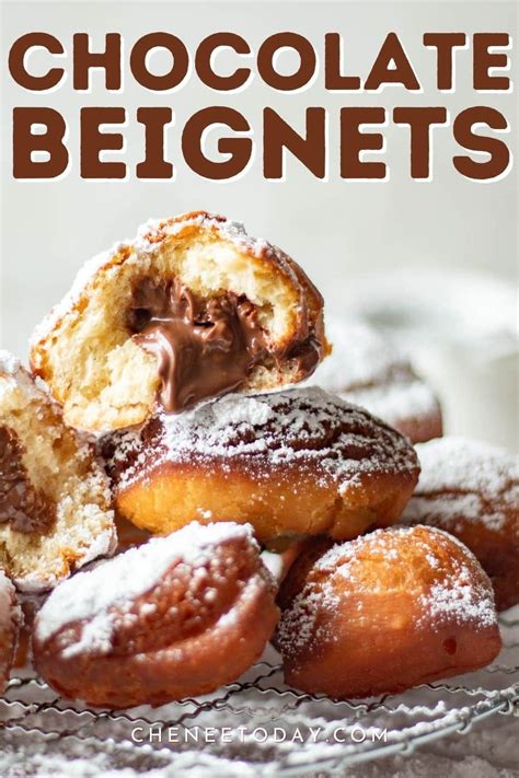 How many sugar are in beignets w/chocolate sauce4 beignets, 1 oz chocolate sauce - calories, carbs, nutrition