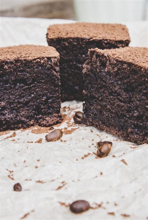 How many sugar are in belgian chocolate sponge puddings - calories, carbs, nutrition