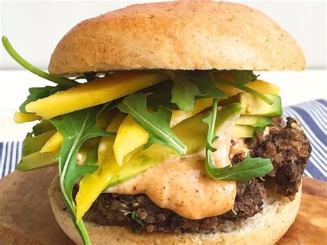 How many sugar are in black bean burger with mango chutney - calories, carbs, nutrition