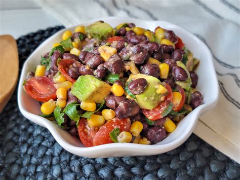 How many sugar are in black bean salad w/avocado-lime - calories, carbs, nutrition