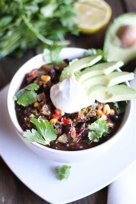 How many sugar are in black bean vegetable chili, hearty - calories, carbs, nutrition