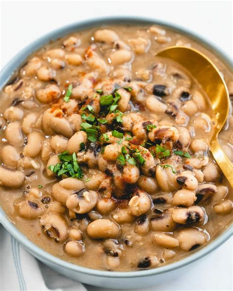 How many sugar are in black eyed peas - calories, carbs, nutrition