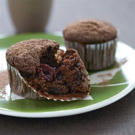 How many sugar are in black forest muffin - calories, carbs, nutrition