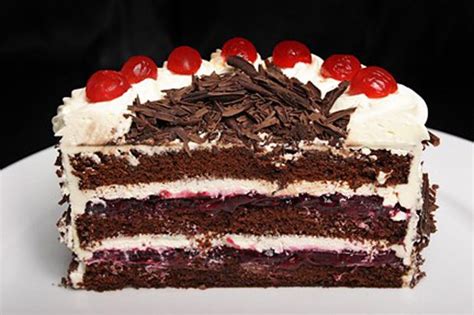 How many sugar are in black forest torte - calories, carbs, nutrition