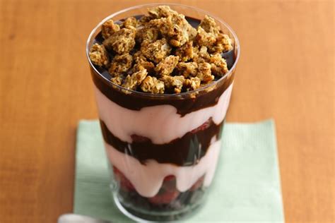 How many sugar are in blendables raspberry truffle parfait - calories, carbs, nutrition