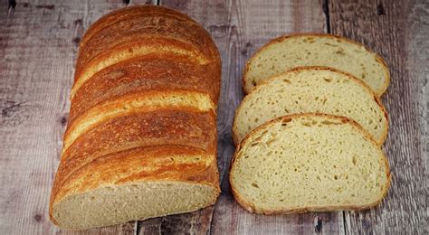 How many sugar are in bloomer toast (no butter) - calories, carbs, nutrition