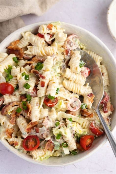 How many sugar are in blt pasta salad plate - calories, carbs, nutrition