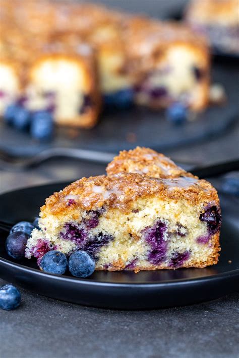 How many sugar are in blueberry coffee cake, vegetarian - calories, carbs, nutrition