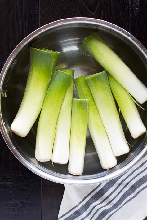 How many sugar are in braised leeks - calories, carbs, nutrition